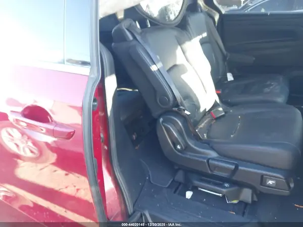 5FNRL6H75RB017913 2024 HONDA ODYSSEY - Image 8