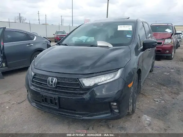 5FNRL6H75RB056176 2024 HONDA ODYSSEY - Image 2