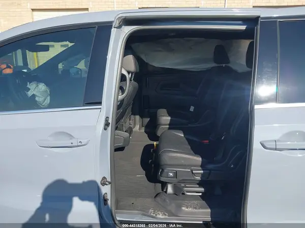 5FNRL6H75RB062723 2024 HONDA ODYSSEY - Image 8