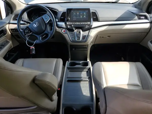 5FNRL6H76JB008173 2018 HONDA ODYSSEY - Image 8