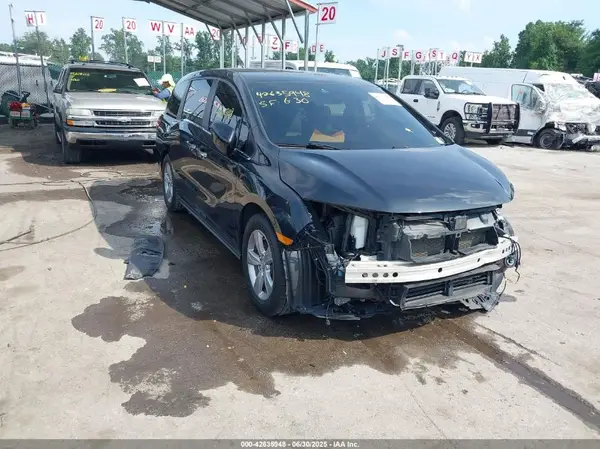 5FNRL6H76JB009839 2018 HONDA ODYSSEY - Image 1
