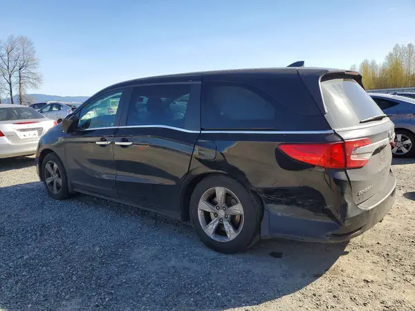 5FNRL6H76JB012739 2018 HONDA ODYSSEY - Image 2