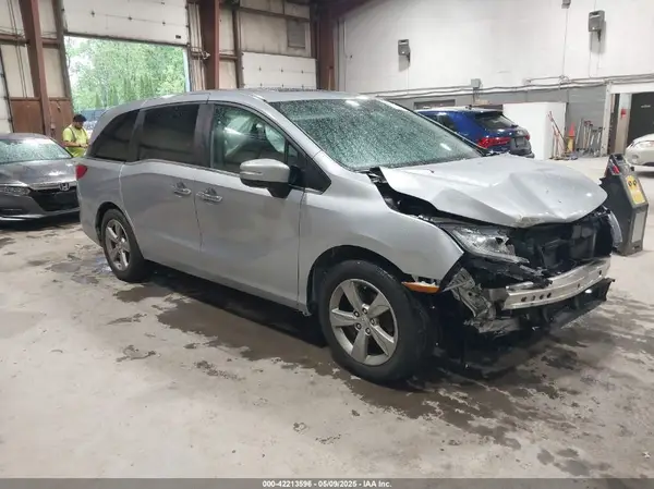 5FNRL6H76JB019769 2018 HONDA ODYSSEY - Image 1