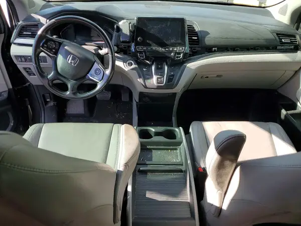 5FNRL6H76JB021246 2018 HONDA ODYSSEY - Image 8