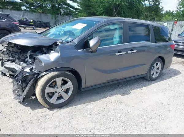 5FNRL6H76JB025166 2018 HONDA ODYSSEY - Image 2