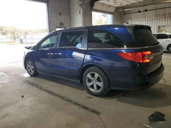 5FNRL6H76JB029718 2018 HONDA ODYSSEY - Image 2