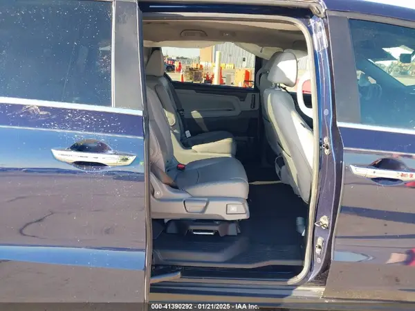 5FNRL6H76JB034837 2018 HONDA ODYSSEY - Image 8
