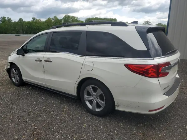 5FNRL6H76JB035941 2018 HONDA ODYSSEY - Image 2