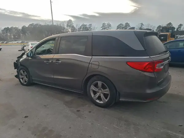 5FNRL6H76JB043523 2018 HONDA ODYSSEY - Image 2