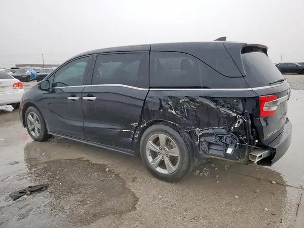 5FNRL6H76JB043814 2018 HONDA ODYSSEY - Image 2