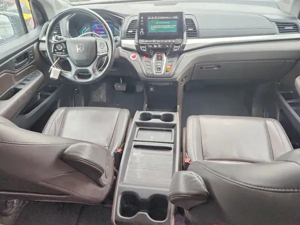 5FNRL6H76JB044283 2018 HONDA ODYSSEY - Image 8