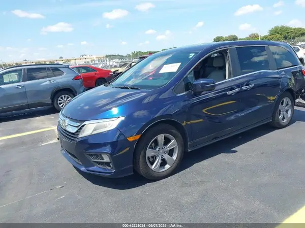 5FNRL6H76JB045546 2018 HONDA ODYSSEY - Image 2