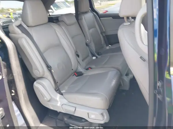 5FNRL6H76JB045546 2018 HONDA ODYSSEY - Image 8