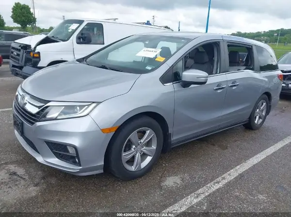 5FNRL6H76JB045627 2018 HONDA ODYSSEY - Image 2