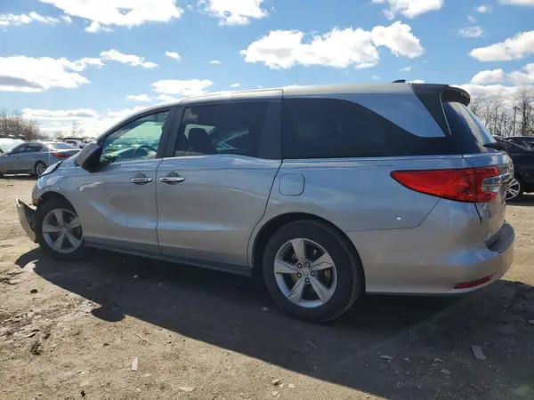5FNRL6H76JB048270 2018 HONDA ODYSSEY - Image 2