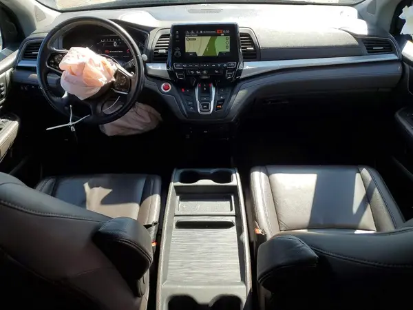5FNRL6H76JB048270 2018 HONDA ODYSSEY - Image 8