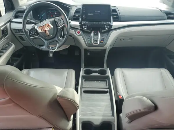 5FNRL6H76JB050102 2018 HONDA ODYSSEY - Image 8