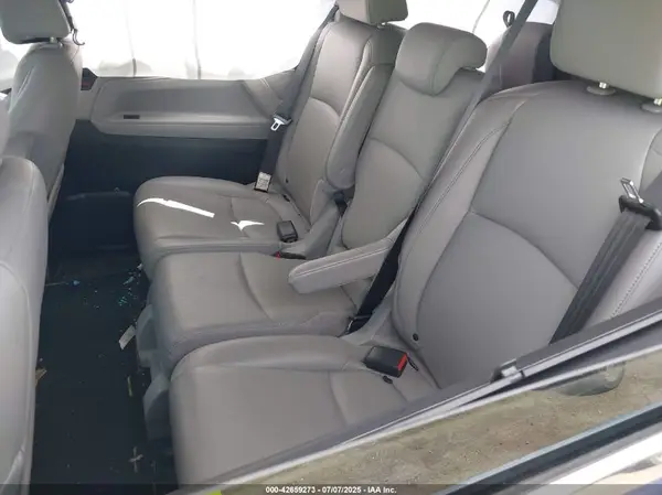 5FNRL6H76JB050892 2018 HONDA ODYSSEY - Image 8