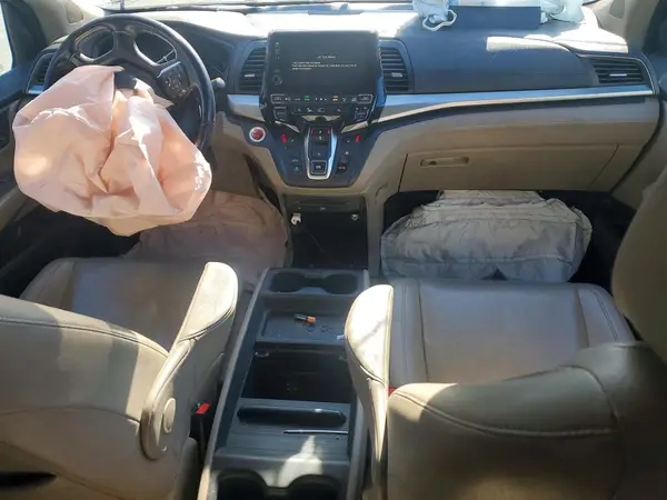 5FNRL6H76JB053209 2018 HONDA ODYSSEY - Image 8