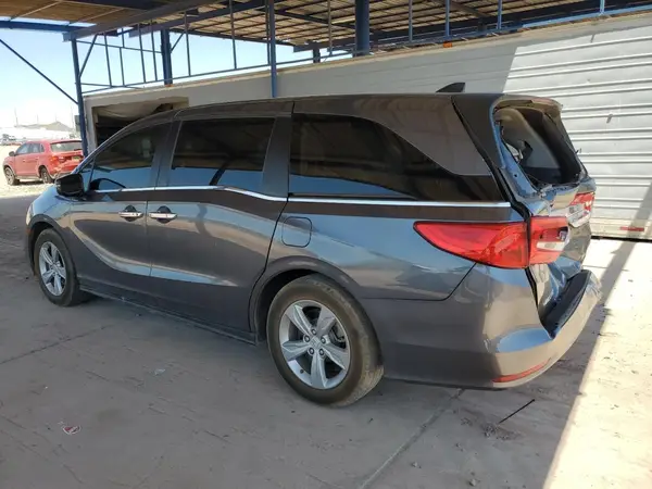 5FNRL6H76JB060094 2018 HONDA ODYSSEY - Image 2