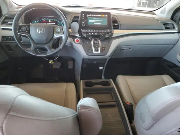 5FNRL6H76JB060094 2018 HONDA ODYSSEY - Image 8