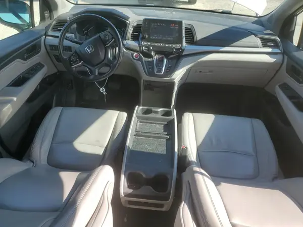 5FNRL6H76JB060354 2018 HONDA ODYSSEY - Image 8
