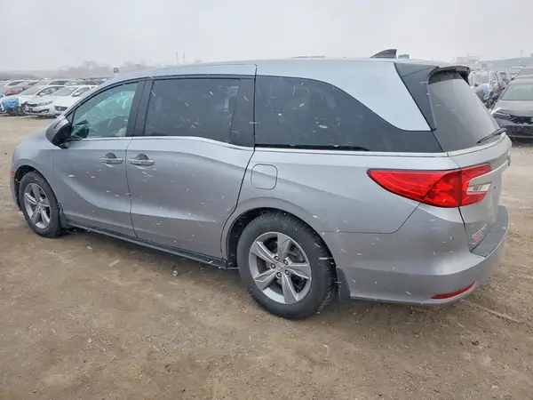 5FNRL6H76JB063321 2018 HONDA ODYSSEY - Image 2