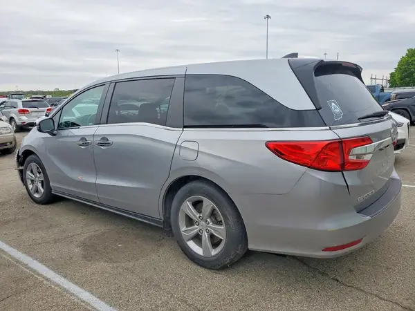 5FNRL6H76JB065358 2018 HONDA ODYSSEY - Image 2