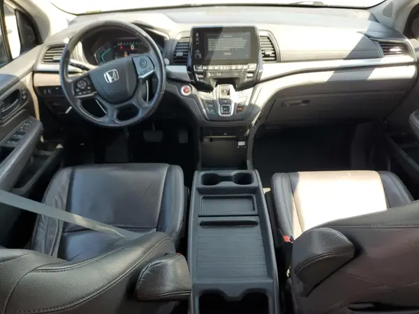 5FNRL6H76JB067286 2018 HONDA ODYSSEY - Image 8