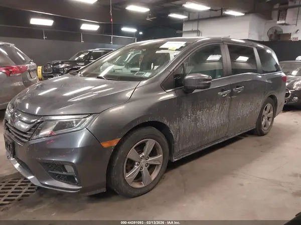 5FNRL6H76JB067692 2018 HONDA ODYSSEY - Image 2