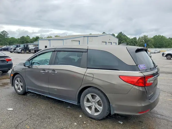5FNRL6H76JB069894 2018 HONDA ODYSSEY - Image 2