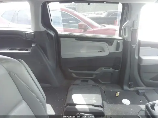 5FNRL6H76JB075274 2018 HONDA ODYSSEY - Image 8