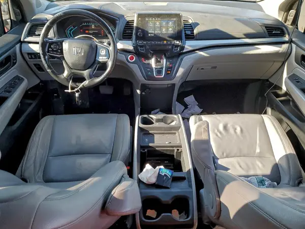 5FNRL6H76JB080183 2018 HONDA ODYSSEY - Image 8