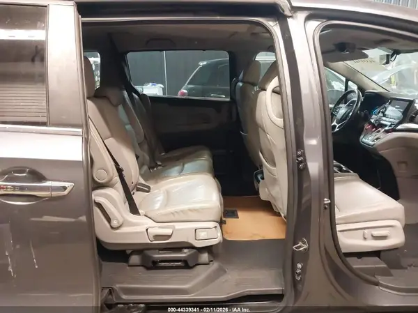 5FNRL6H76JB080782 2018 HONDA ODYSSEY - Image 8