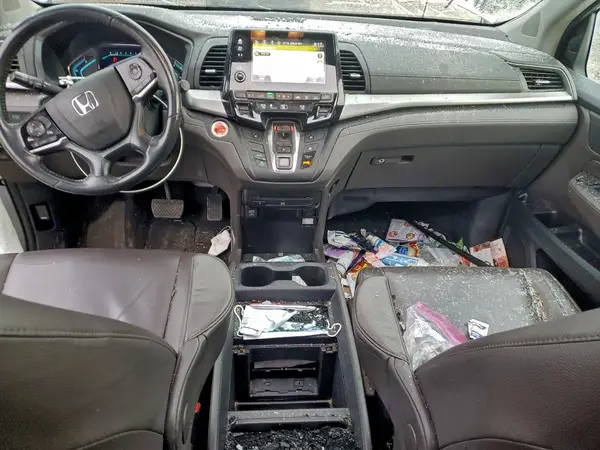 5FNRL6H76JB086002 2018 HONDA ODYSSEY - Image 8