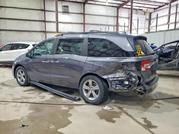 5FNRL6H76JB093970 2018 HONDA ODYSSEY - Image 2