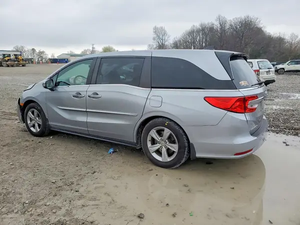 5FNRL6H76JB095038 2018 HONDA ODYSSEY - Image 2