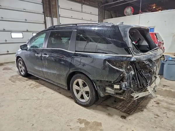 5FNRL6H76JB096934 2018 HONDA ODYSSEY - Image 2