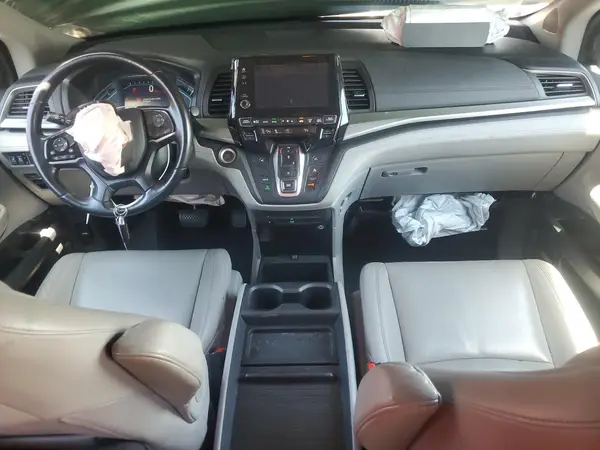 5FNRL6H76JB099817 2018 HONDA ODYSSEY - Image 8