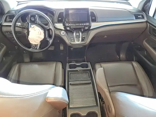 5FNRL6H76JB101128 2018 HONDA ODYSSEY - Image 8