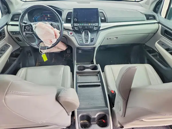 5FNRL6H76JB102845 2018 HONDA ODYSSEY - Image 8