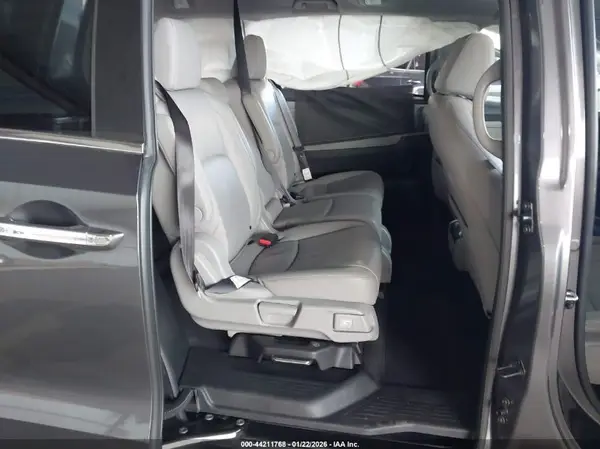 5FNRL6H76JB106877 2018 HONDA ODYSSEY - Image 8