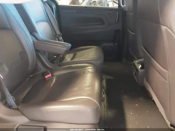 5FNRL6H76JB109486 2018 HONDA ODYSSEY - Image 8
