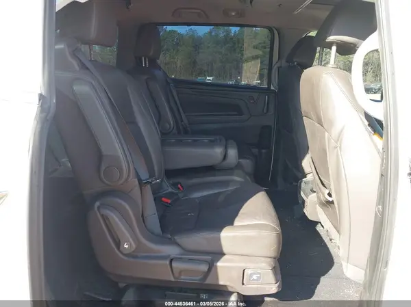 5FNRL6H76KB011964 2019 HONDA ODYSSEY - Image 8