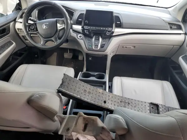 5FNRL6H76KB128556 2019 HONDA ODYSSEY - Image 8