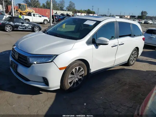 5FNRL6H76NB064409 2022 HONDA ODYSSEY - Image 2
