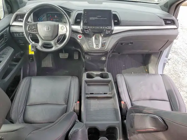 5FNRL6H76PB034717 2023 HONDA ODYSSEY - Image 8