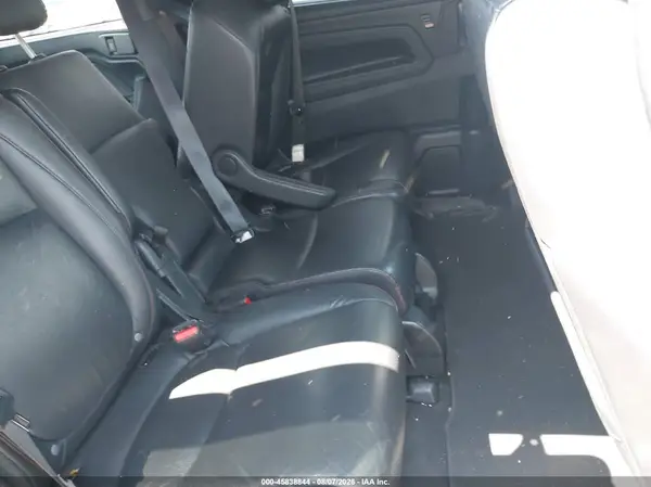5FNRL6H76PB057303 2023 HONDA ODYSSEY - Image 8