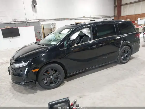 5FNRL6H76PB079124 2023 HONDA ODYSSEY - Image 2