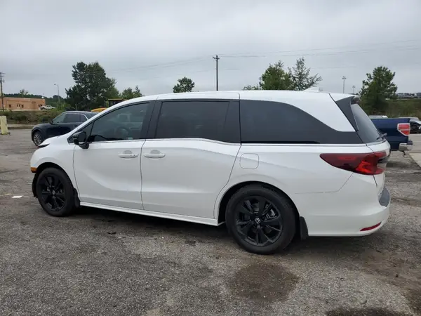 5FNRL6H76RB011067 2024 HONDA ODYSSEY - Image 2